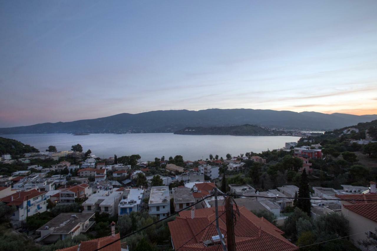 Kalavria Luxury Suites - Magnificent Sea View Of Poros Poros Town Eksteriør bilde