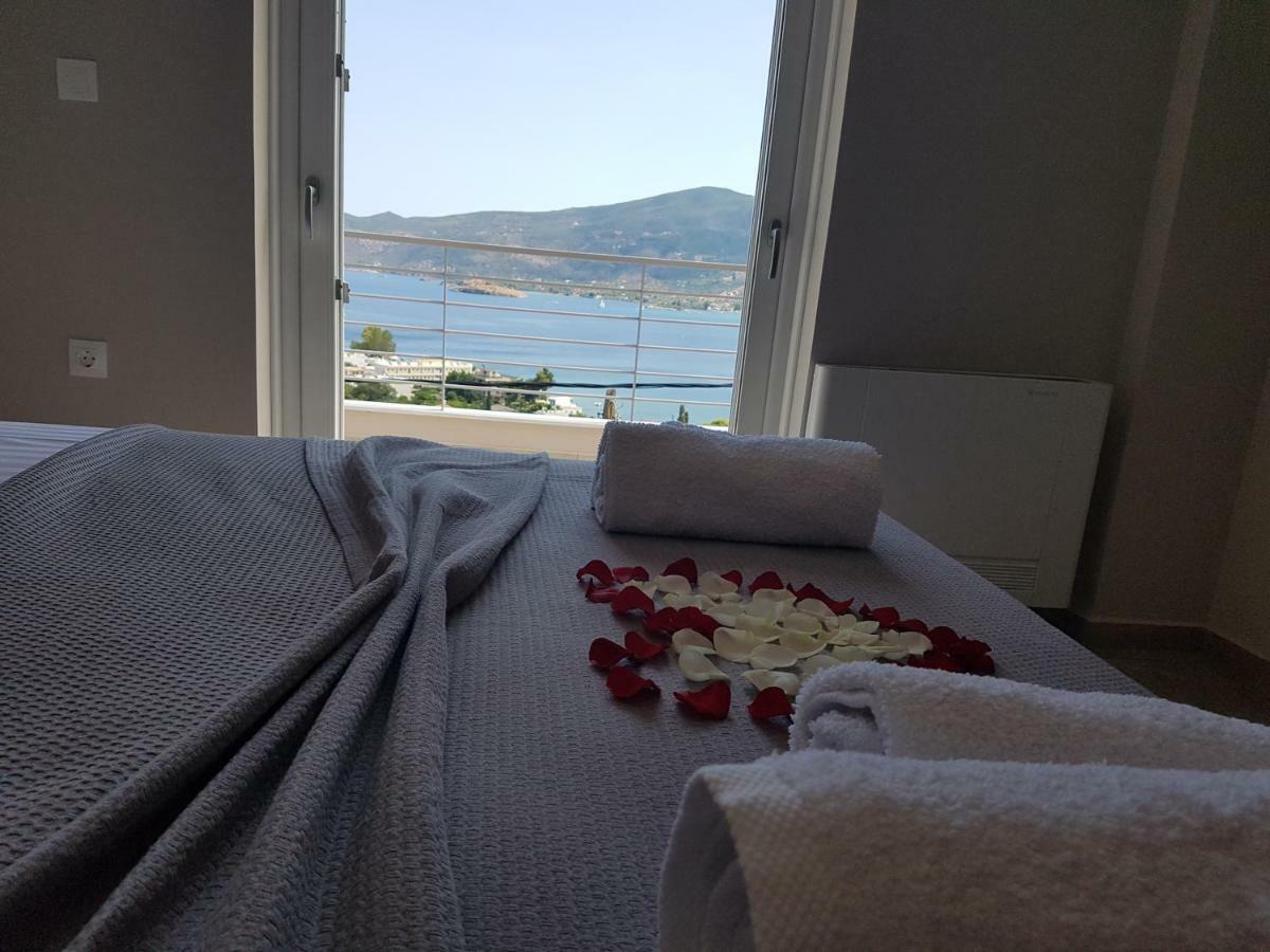 Kalavria Luxury Suites - Magnificent Sea View Of Poros Poros Town Eksteriør bilde