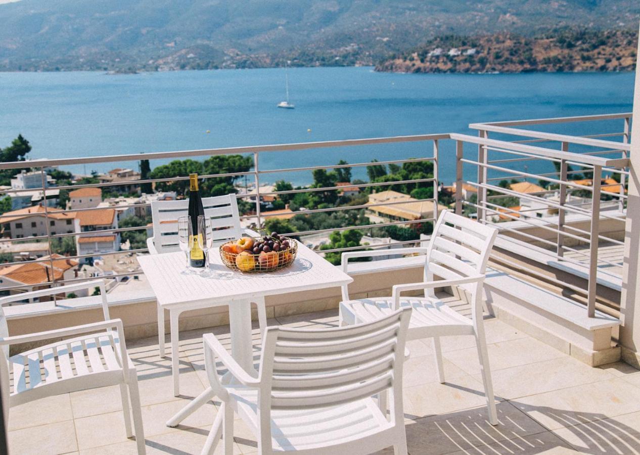 Kalavria Luxury Suites - Magnificent Sea View Of Poros Poros Town Eksteriør bilde